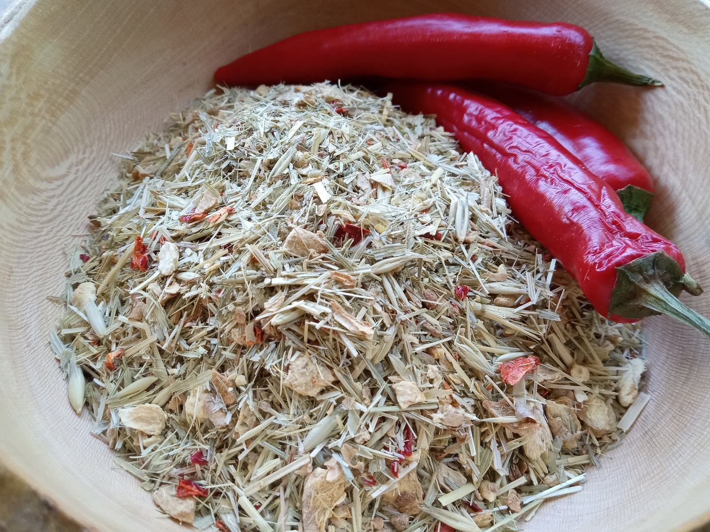 Organic Ginger Tea with Cayenne Pepper & Oatstraw - Herbal Tea to Aid Healthy Digestion - Consumable Wellness Gifts - Spice Lovers Tea